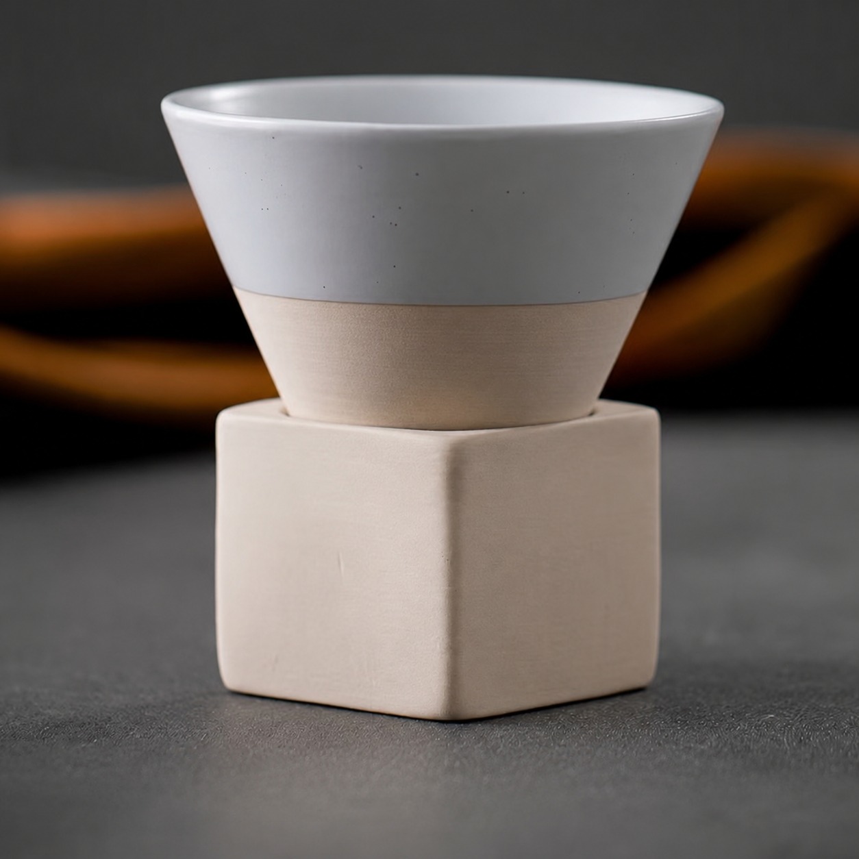 Taza cónica de cerámica celeste de 100 ml